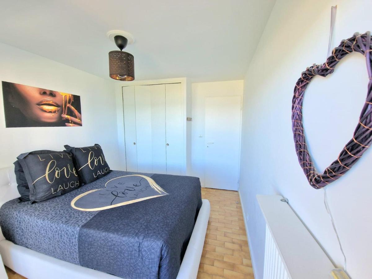 Appartement 1Ere Ligne Piscine Terrasse Au Bord De La Plage Front De Mer Avec 6 Velos Palavas-les-Flots Zewnętrze zdjęcie