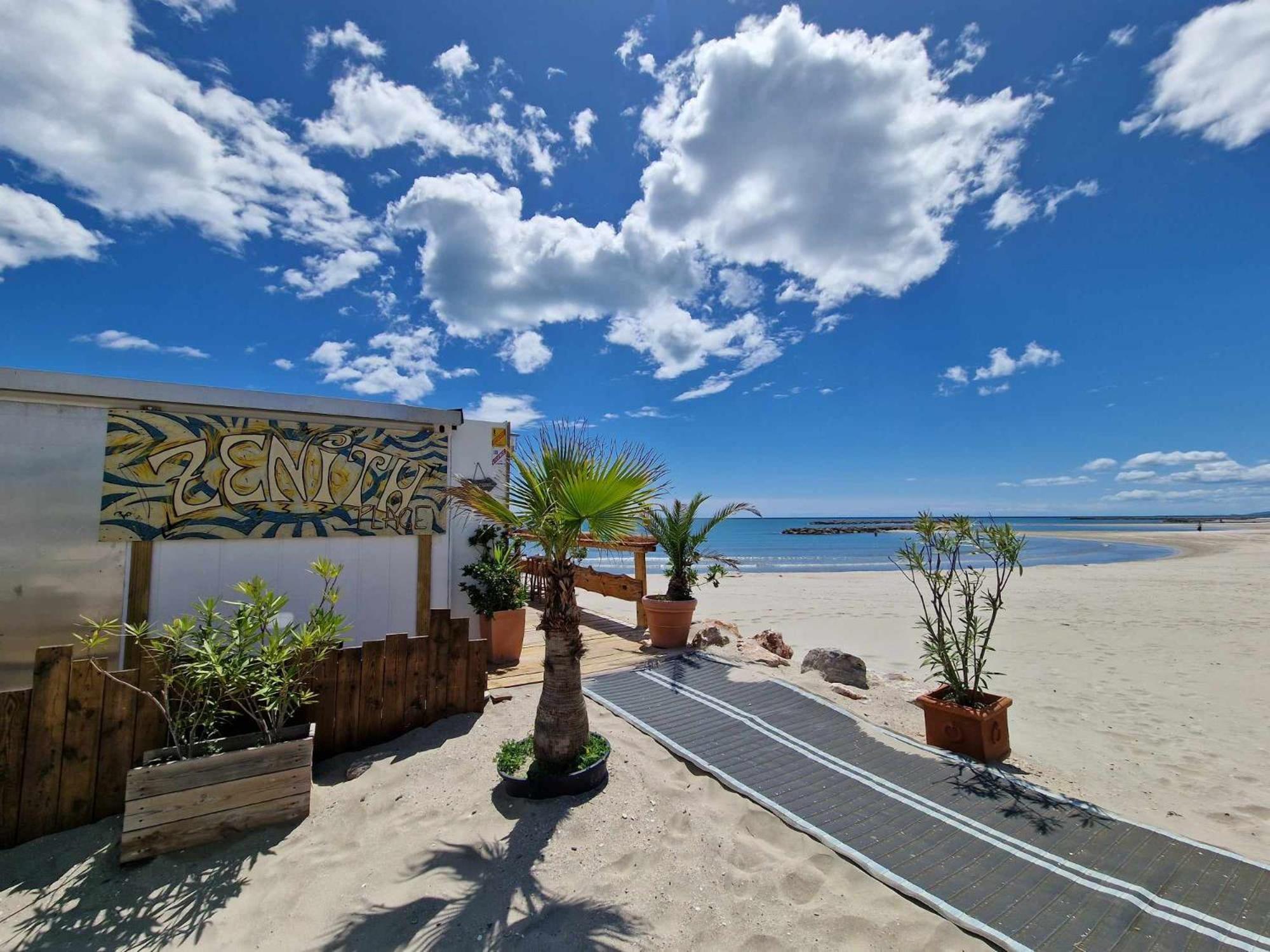 Appartement 1Ere Ligne Piscine Terrasse Au Bord De La Plage Front De Mer Avec 6 Velos Palavas-les-Flots Zewnętrze zdjęcie